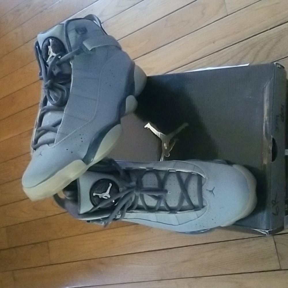 JORDAN 6 RINGS ( METALLIC SILVER)